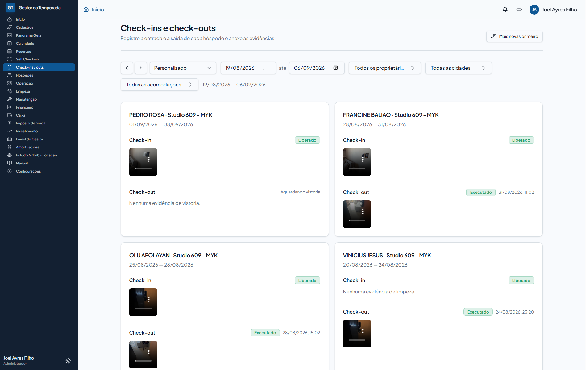 Check-ins e check-outs com evidências de entrada e saída